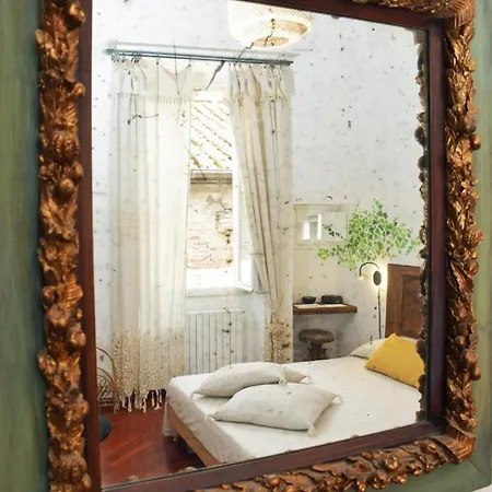 Penzion La Piazzetta, Monolocale Signorile Nel Cuore Del Centro Storico 3*