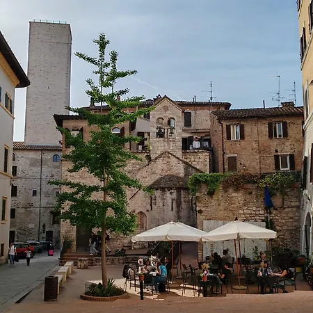 La Piazzetta, Monolocale Signorile Nel Cuore Del Centro Storico 招待所 3*