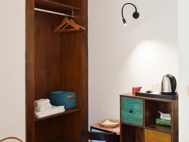 La Piazzetta, Monolocale Signorile Nel Cuore Del Centro Storico Affittacamere 3*