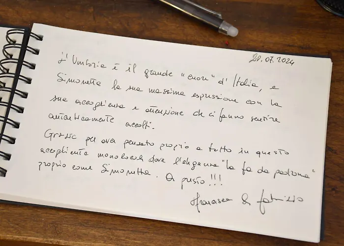 La Piazzetta, Monolocale Signorile Nel Cuore Del Centro Storico Affittacamere 3*