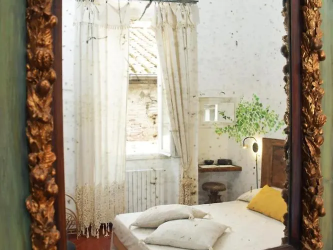 Casa de hóspedes La Piazzetta, Monolocale Signorile Nel Cuore Del Centro Storico 3*